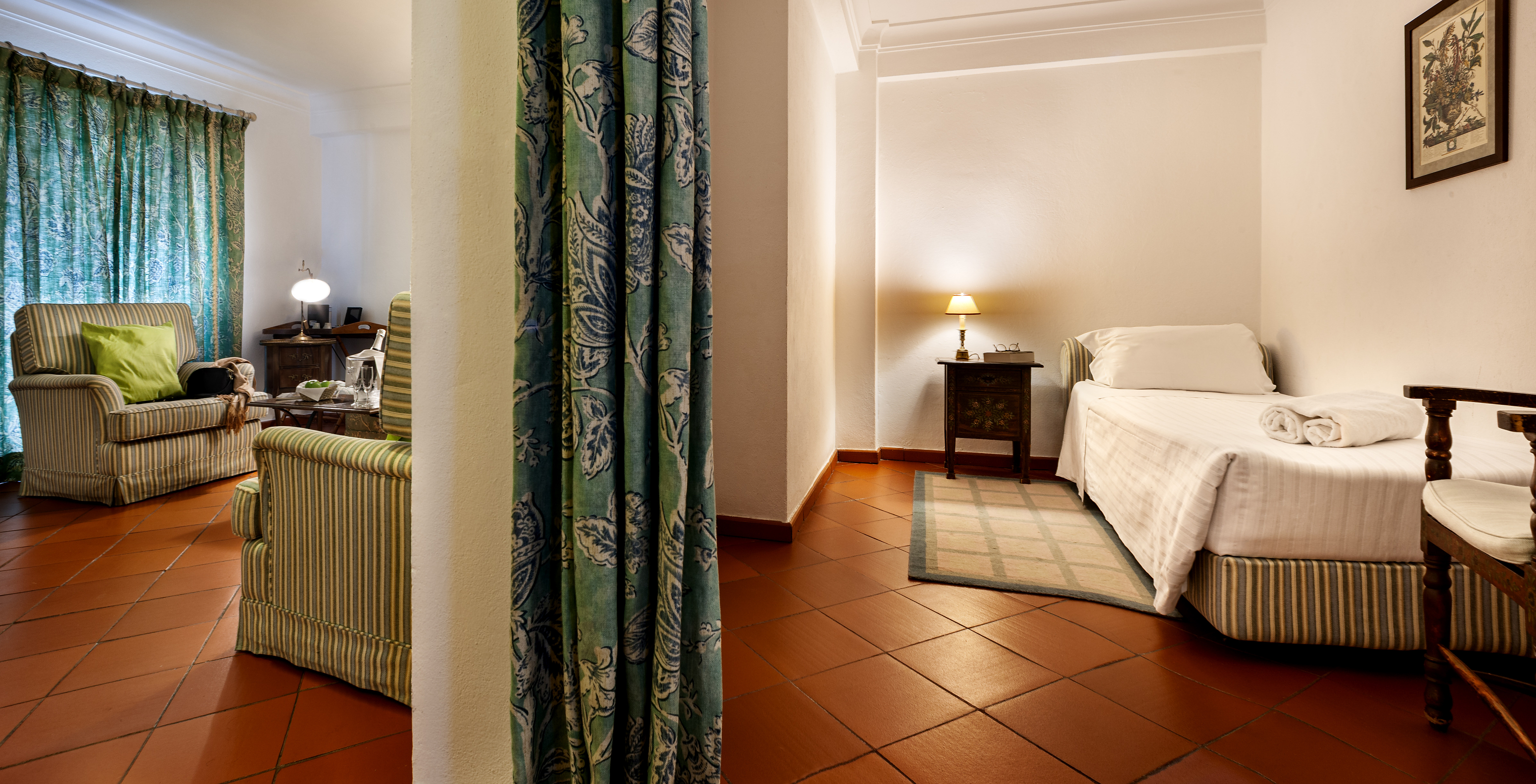 The Family Suite of The Pousada Marvão features a single bed and a living room