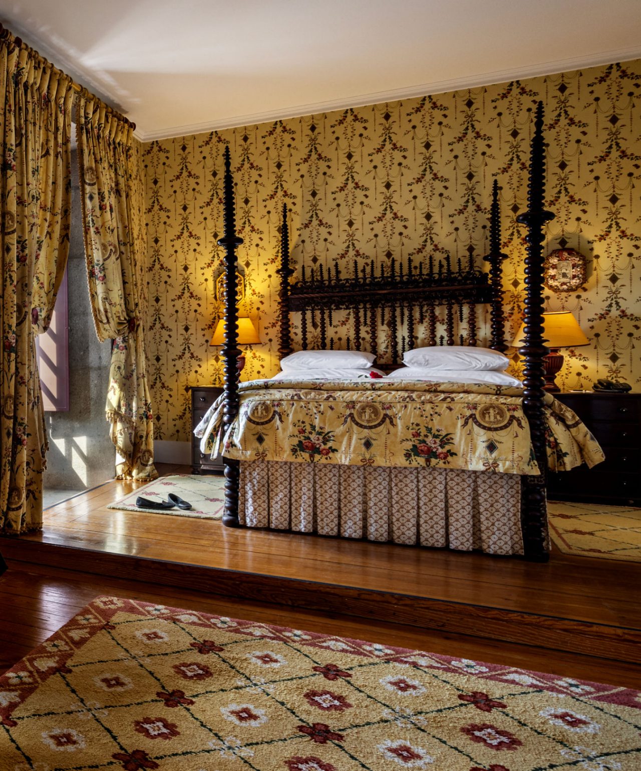 Casamentos - Pousadas de Portugal Nas Pousadas de Portugal, pode celebrar a sua noite de núpcias em hotéis históricos, com decoração elegante